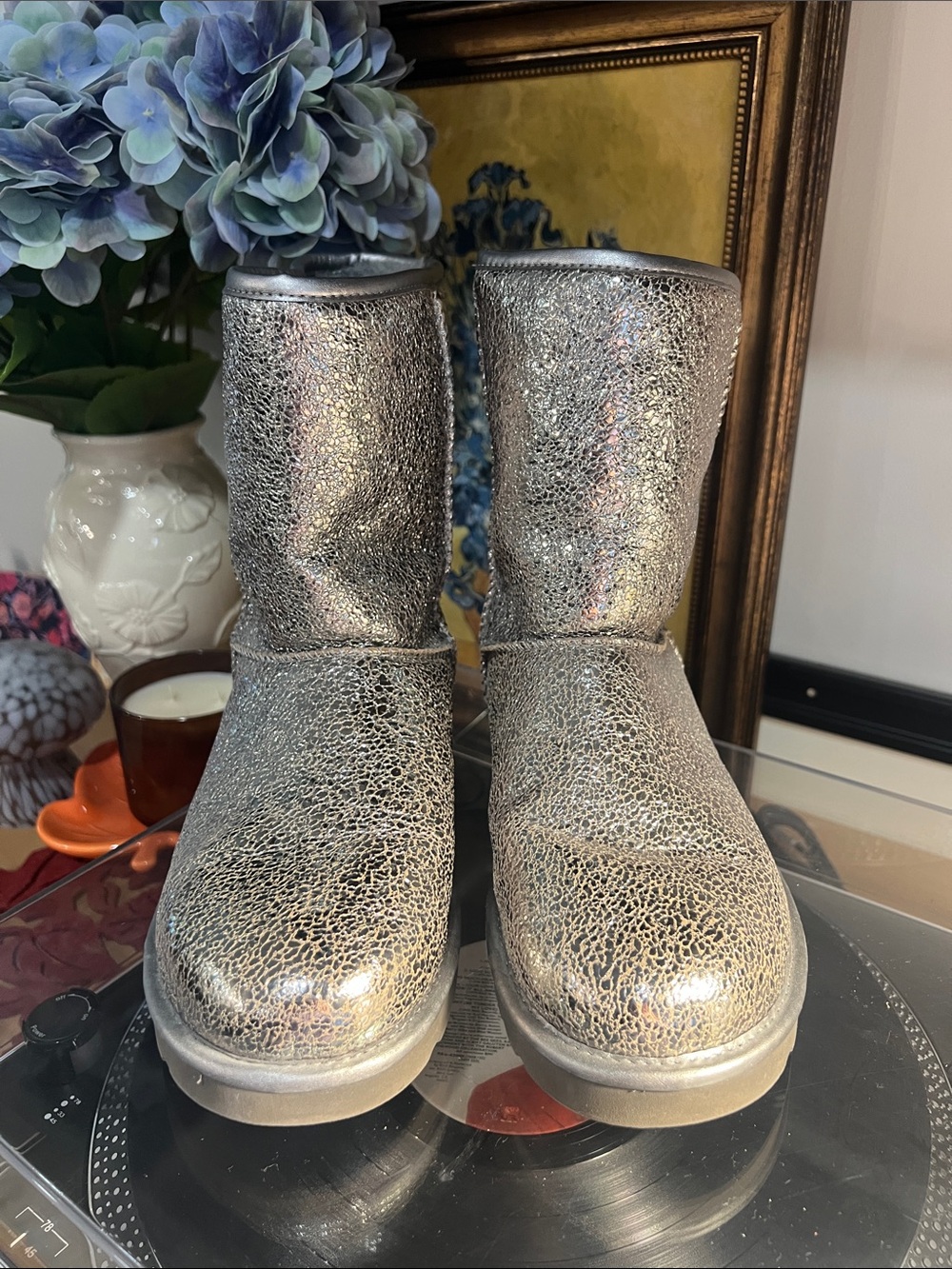 UGG Women’s Metallic Silver Classic Short Boot - Picture 2 of 7